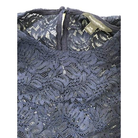 Banana Republic Blouse Women's XS Blue Lacey Regular Fit Size Extra Small XS - Picture 2 of 12